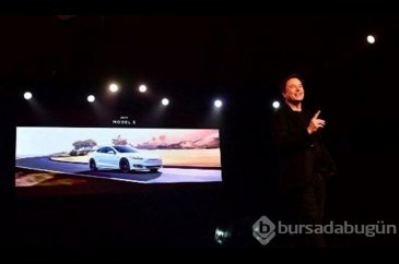 Tesla'nın robotu fabrikada mühendise saldırdı
