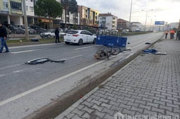 Samsun'da otomobilin çarptığı bisiklet sürücüsü yaşamını yitirdi
