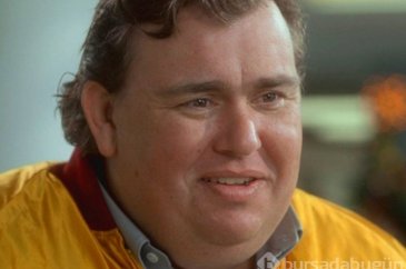 John Candy Evde Tek Başına'dan sadece 414 dolar kazanmış
