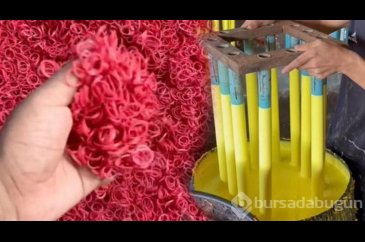 Kullanıp attığımız minik lastik tokaların imalatı çok zormuş