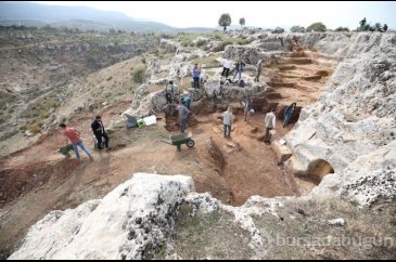 Diyarbakır'da arkeolojik kazıda 54 çocuğa ait mezarlık bulundu
