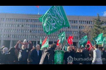 Ankara Barosu'nun 'bayrak' suç duyurusuna tepki
