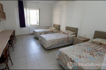 Beraber uyuyan depremzede kardeşlere "eşcinsel" şoku