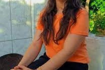 Akrabaları ile otururken yandaki odaya geçip av tüfeği ile kendini ...