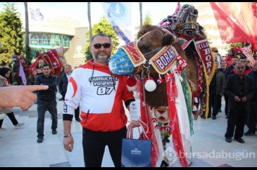 Antalya'da "En Süslü Deve Yarışması" renkli görüntülere sahne oldu