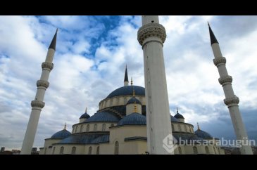 Kocatepe Camii'nin gökyüzü ile buluşması havadan görüntülendi