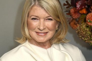 Martha Stewart yüzüne yaptırdığı işlemleri itiraf etti!