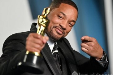 Oscar'da tokatla gündeme gelen Will Smith'e roller gelmeye devam ed...