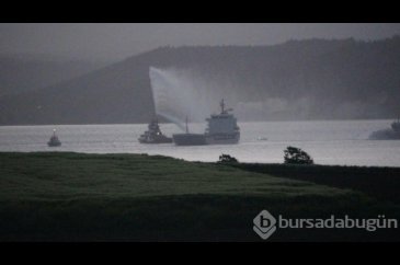 Çanakkale Boğazı'nda kuru yük gemisinde çıkan yangın söndürüldü
