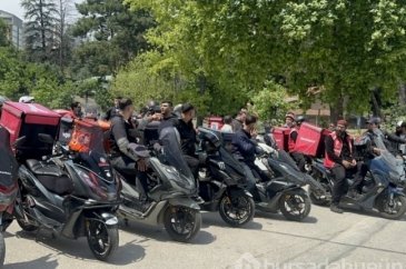 Bursa'da motokuryeler öldürülen üniversiteli Ata için kontak kapattı