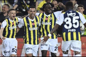 Fenerbahçe'de ilk 11'in vazgeçilmezi 6 futbolcuya ciddi teklif
