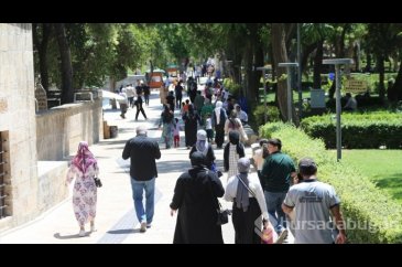 Şanlıurfa'da sıcak hava etkili oldu
