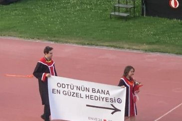 ODTÜ geleneğini sürdürmeye devam ediyor: pankartlar çok konuşuldu!