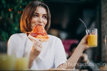 Kilo aldırmayan sağlıklı pizza tarifi: Karnabahar pizzası