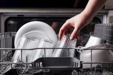 Bulaşık makinesinde bardakların çizilmemesi için bakın ne yapmak ge...