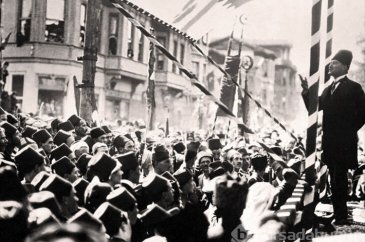 Kurtuluş gününden son baloya... Atatürk'ün Bursa gezileri!