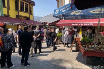 Bursa'nın göbeğinde pide kuyruğu!