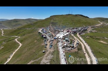  Karadeniz'in eşsiz yaylasında büyük coşku! Bu yıl da binlerce kişi...