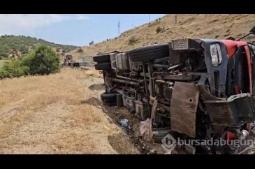 Diyarbakır'da yangına müdahale için giden itfaiye aracı devrildi!