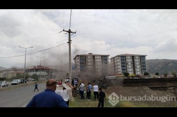 İş makinesinin zarar verdiği doğal gaz borusunda patlama oldu