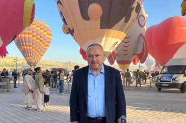 Kapadokya'da özel figürlü balonlar gökyüzünde görsel şölen oluşturdu