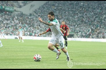 Bursaspor Eskişehirspor karşılaşmasından kareler...