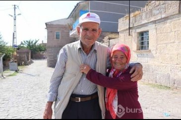 İşitme engelli çift ürettikleri ürünleri turistlere satıyor!