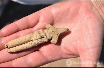 Ulucak Höyüğü'nde 8 bin yıllık Göbeklitepe üslubunda heykelcik
