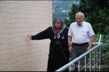 Bakan Göktaş'ın ziyaret ettiği 63 yıllık evli çiftin mutluluk sırrı...