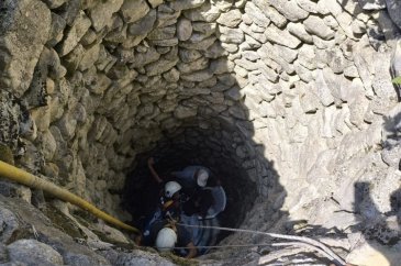7 metre derinliğindeki kuyuya düşen kadın kurtarıldı