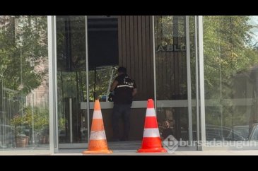 Boşanma aşamasındaki eşini ayağından vurup kaçtı