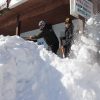 Uludağ'da binalar kar altında kaldı