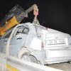 Otobüsün çarptığı otomobilde 3 öğretmen yaralandı