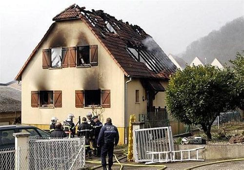 Fransa�da da Türk evi yandı Dünyadan Haberler