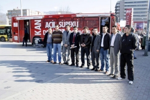 HAS PARTİLİ GENÇLERDEN KAN BAĞIŞI