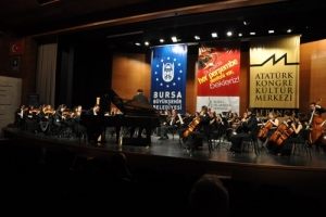 MERİNOS'TA SENFONİ ESİNTİLERİ