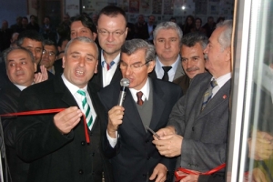 TAYAN: ÇARESİZ DEĞİLSİNİZ ÇARE CHP