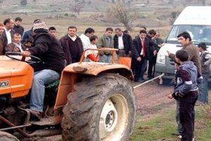 AKTAŞ KÖYÜ 25 YILDIR ASFALTLANMAYI BEKLİYOR
