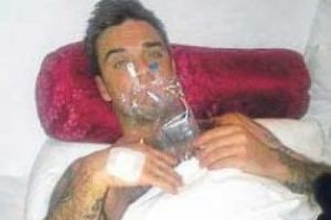 Robbie Williams zehirlendi