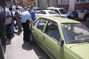 Fırında sıkışan gaz bomba gibi patladı