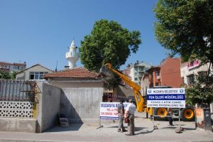 Tekke-İ Atik Camii'nin çevresi güzelleşiyor