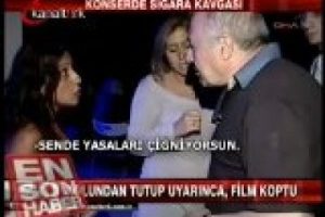 Tarkan konserinde sigara kavgası