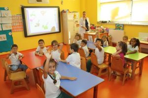 Minikler anaokulunun keyfini çıkarıyor