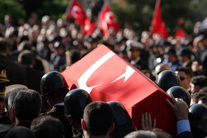Şehidin babaocağına ateş düştü