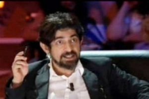 Günümüz dizileri 70'lerin erotik filmlerine benziyor