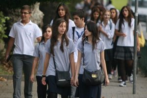 Bursa'da yarım milyon öğrenci ders başı yaptı