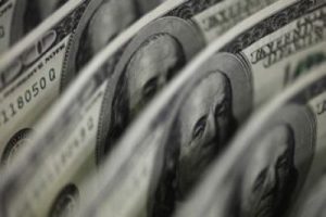 Dolar'ın ateşi tekrar yükseldi!