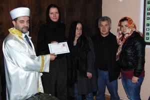 Ukraynalı Olena müslüman oldu