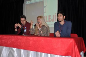 Öğrenciler İngilizce kısa filmler çekecek