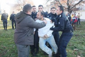 Osmangazi'de olaylı yıkım